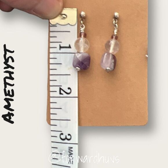 Amethyst and Jadeite Pierced Earrings - Picture 6 of 8